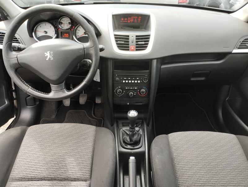 Peugeot 207 1.6 Hdi 92 Envy