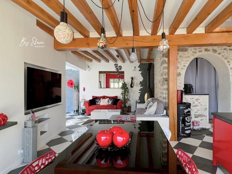 Maison - 245 m² - 7 pièces