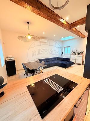 Appartement - 82 m² - 4 pièces