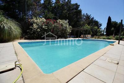 Villa - 390 m² - 5 pièces