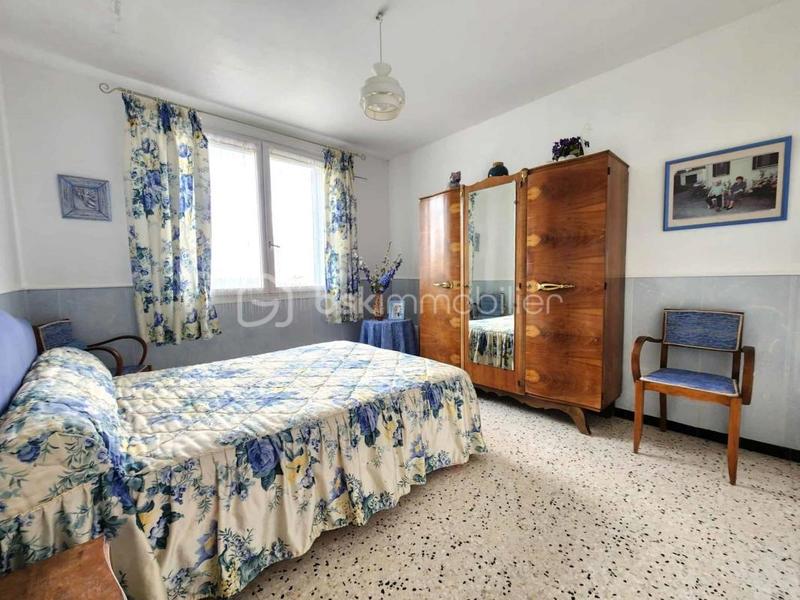 Villa - 214 m² - 9 pièces