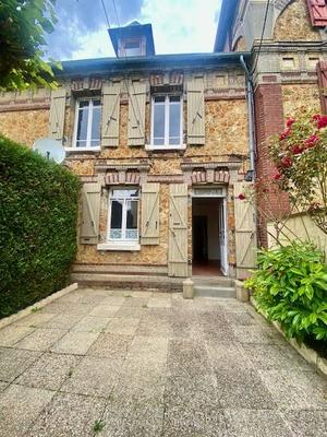 Maison ancienne - 95 m² - 5 pièces