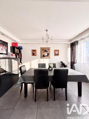 Appartement - 112 m² - 6 pièces