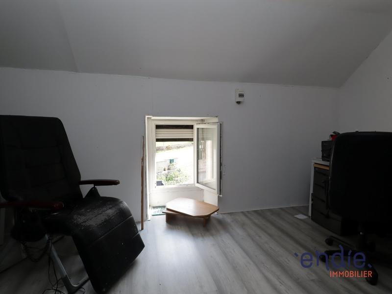 Maison - 111 m² - 4 pièces