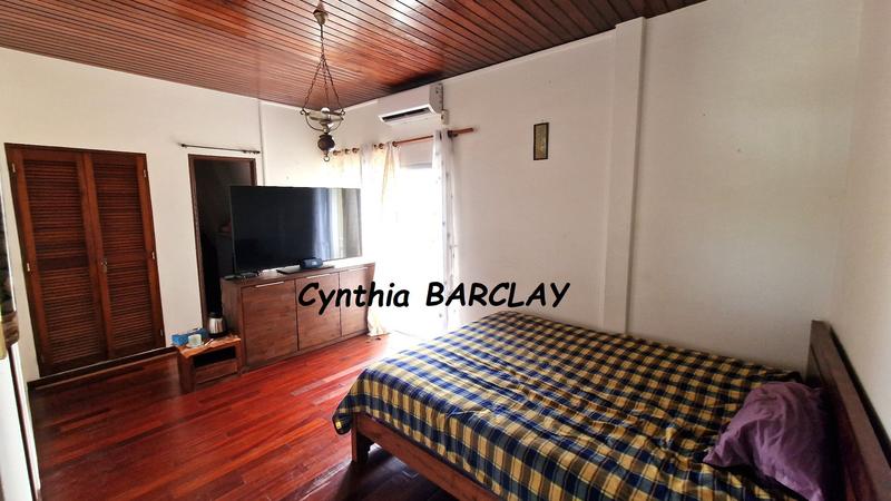 Maison d'architecte - 179 m² - 9 pièces