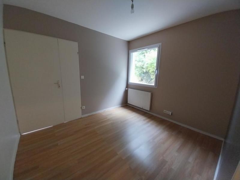 Pavillon - 96 m² - 5 pièces