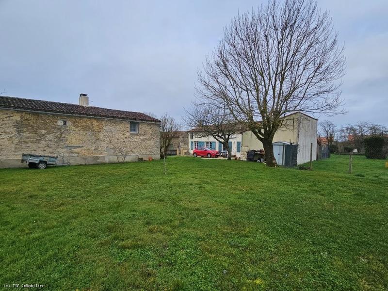 Maison de village - 120 m² - 7 pièces