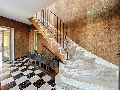 Maison d'architecte - 190 m² - 12 pièces