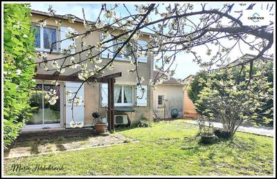 Maison - 107 m² - 5 pièces