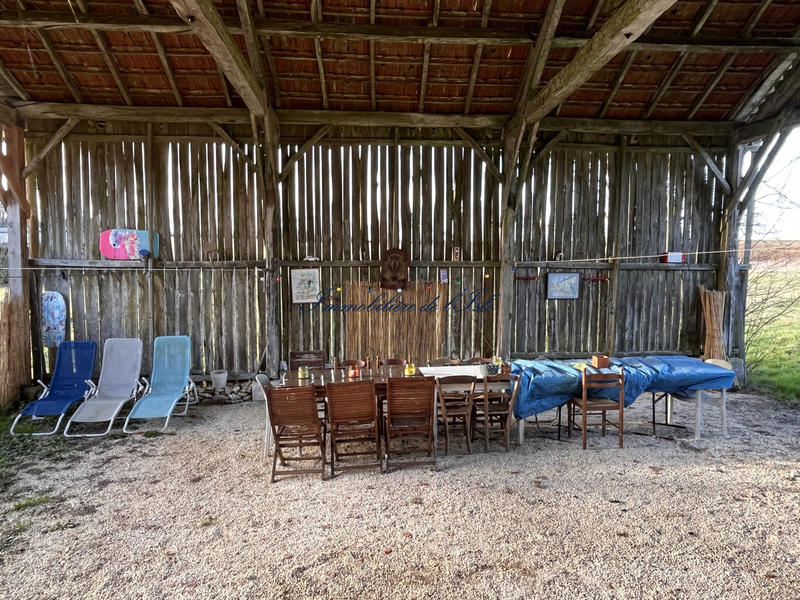 Maison - 233 m² - 8 pièces