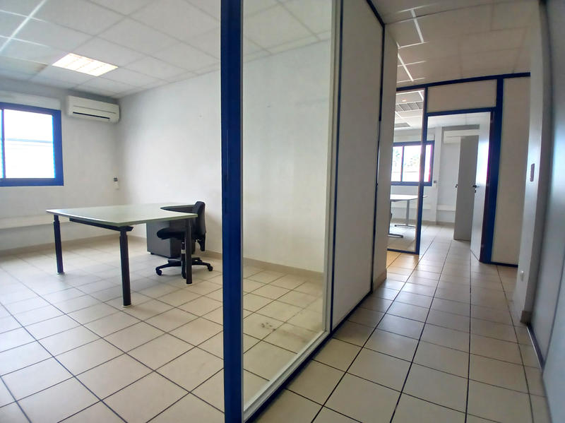 Bureau - 317 m²