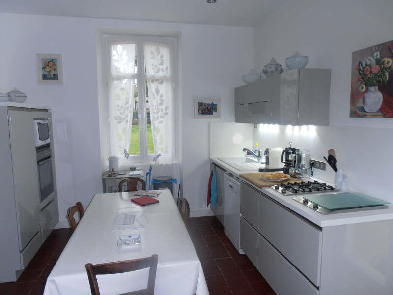 Maison - 198 m² - 8 pièces