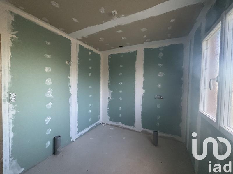 Maison - 99 m² - 4 pièces