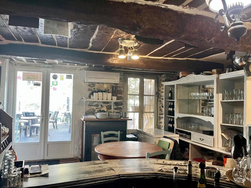 Local commercial - 300 m² - 10 pièces