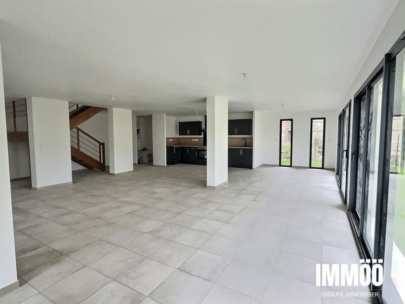 Maison contemporaine - 165 m² - 6 pièces