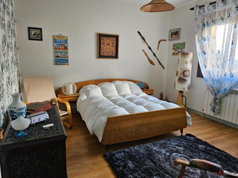 Maison - 218 m² - 6 pièces