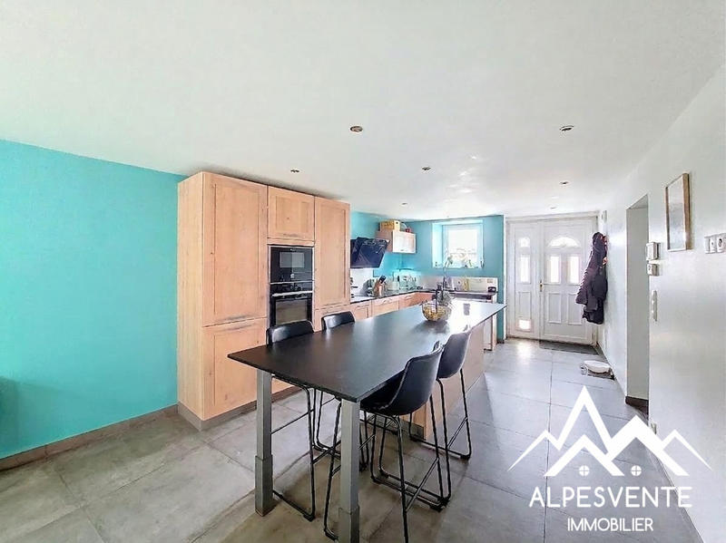 Maison - 97 m² - 4 pièces