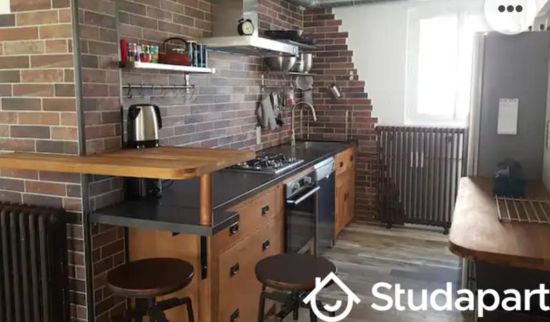 Chambre - 10 m² - 1 pièce