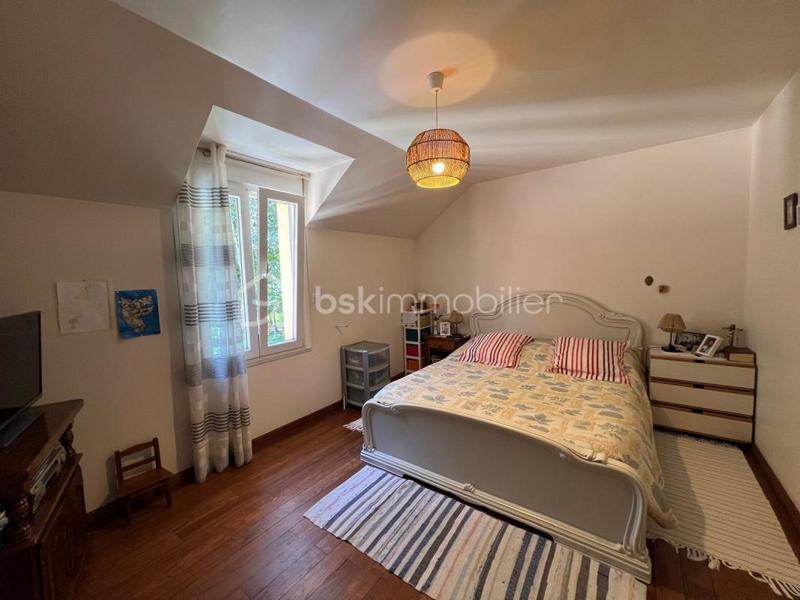 Maison - 142 m² - 5 pièces