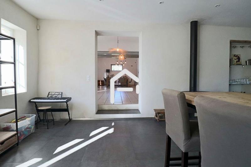 Mas - 259 m² - 8 pièces