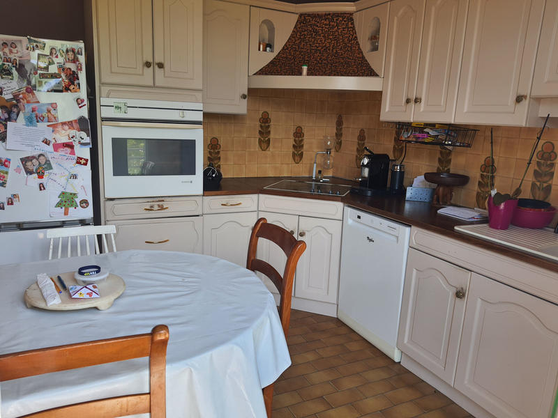 Maison - 90 m² - 5 pièces