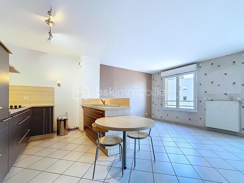 Appartement - 83 m² - 4 pièces