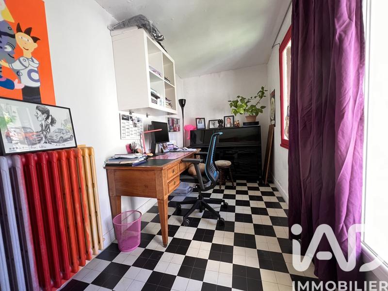 Maison - 214 m² - 8 pièces