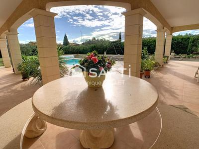 Villa - 155 m² - 5 pièces