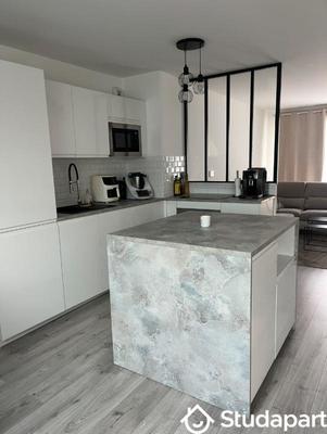 Chambre - 11 m² - 1 pièce