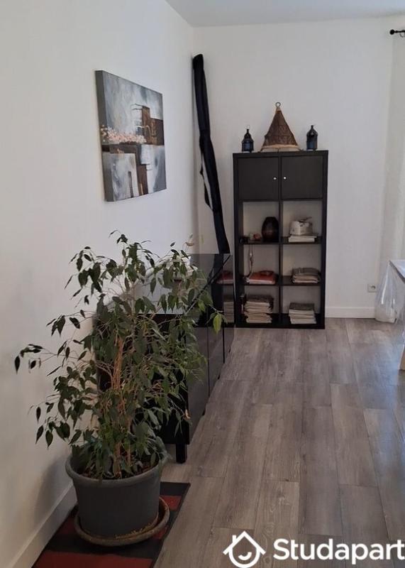 Chambre - 9 m² - 1 pièce