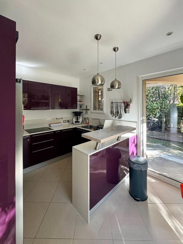 Villa - 206 m² - 5 pièces