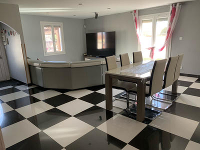 Maison - 165 m² - 6 pièces