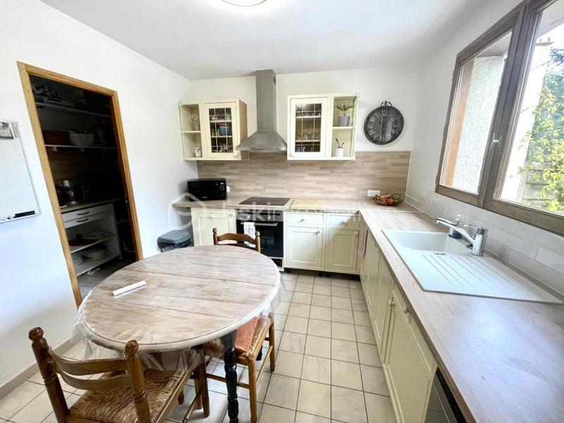 Pavillon - 120 m² - 6 pièces