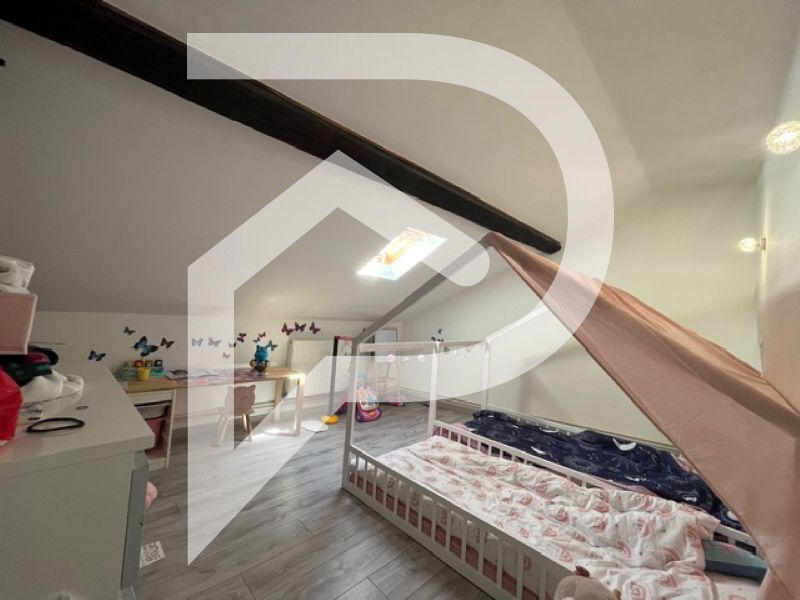 Appartement - 85 m² - 4 pièces