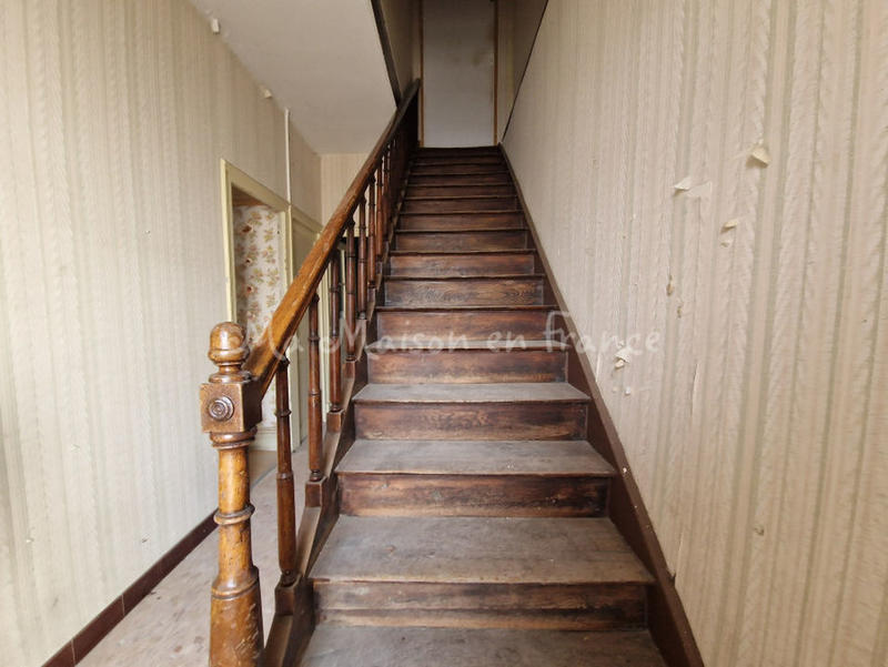 Maison - 200 m² - 7 pièces