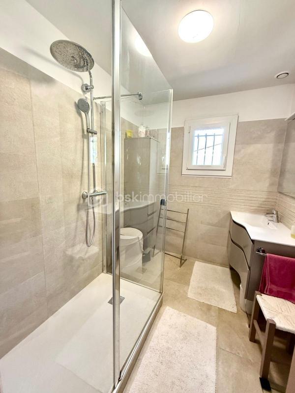 Maison - 117 m² - 5 pièces