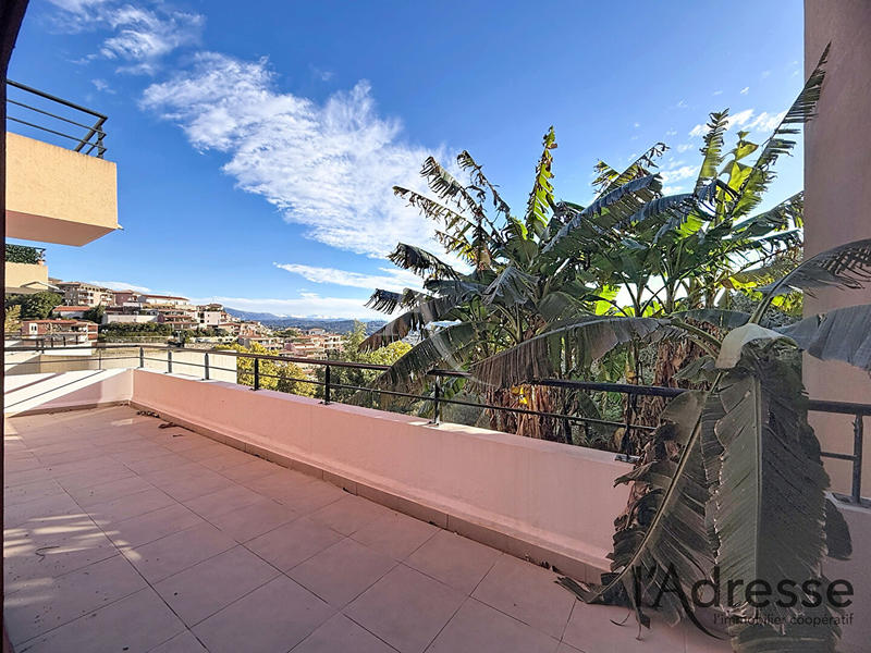 Appartement - 87 m² - 4 pièces