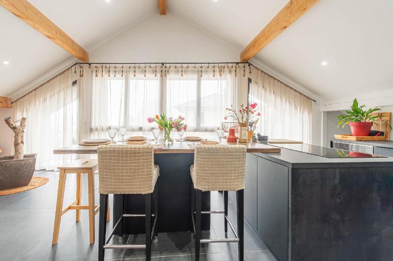 Appartement - 145 m² - 5 pièces