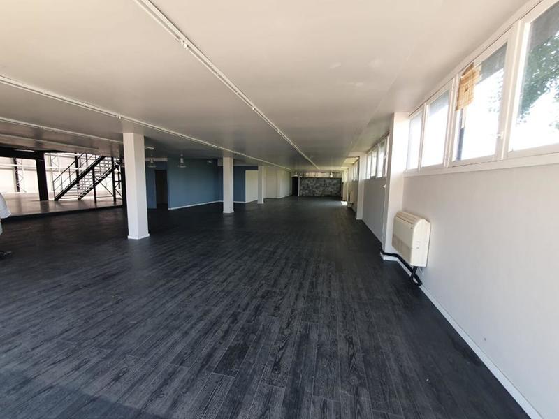 Local commercial - 790 m²