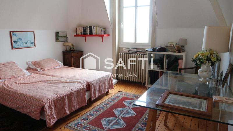 Villa - 134 m² - 6 pièces