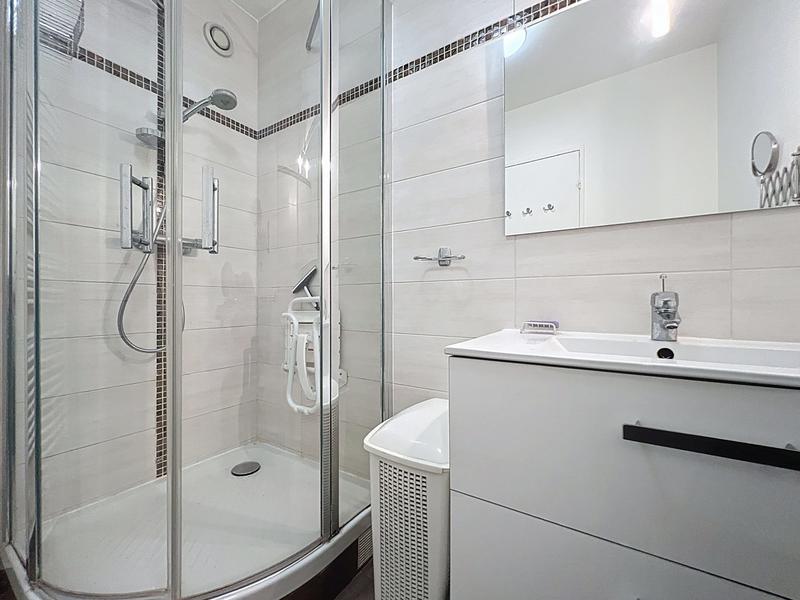 Appartement - 94 m² - 5 pièces