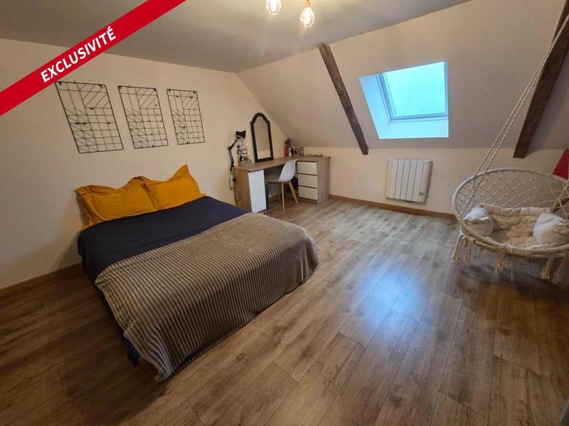 Maison - 176 m² - 8 pièces