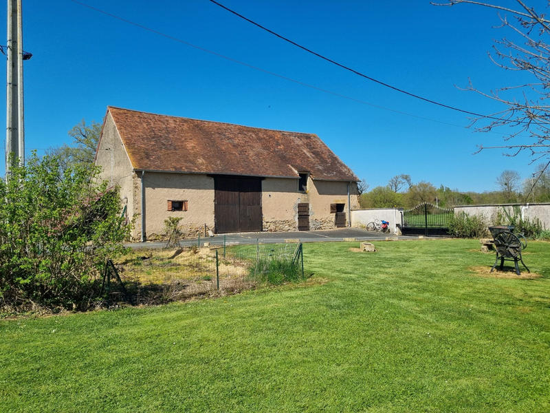 Maison - 234 m² - 8 pièces