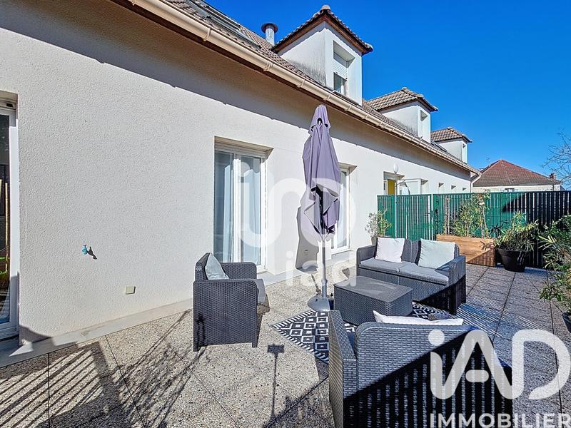 Appartement - 98 m² - 5 pièces