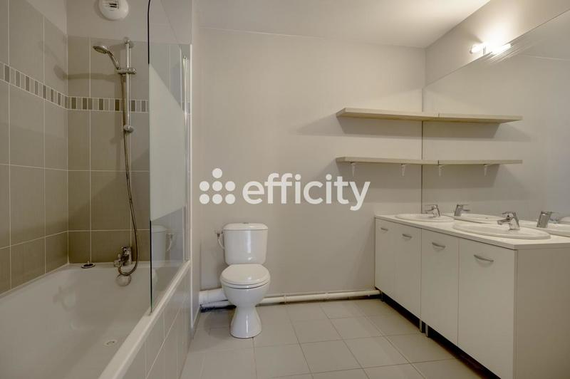 Appartement - 86 m² - 4 pièces