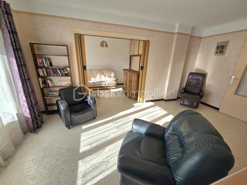 Appartement - 75 m² - 3 pièces