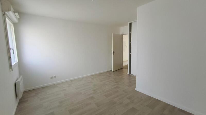 Appartement - 98 m² - 4 pièces