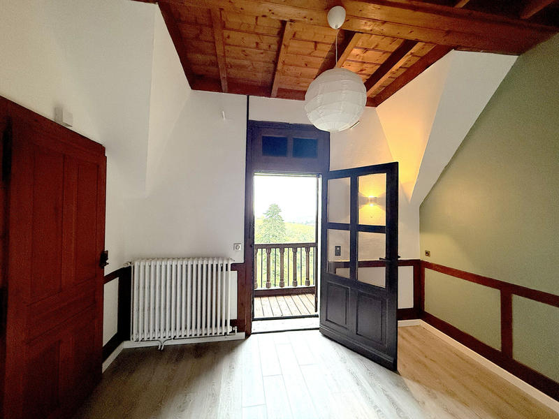 Appartement - 113 m² - 4 pièces