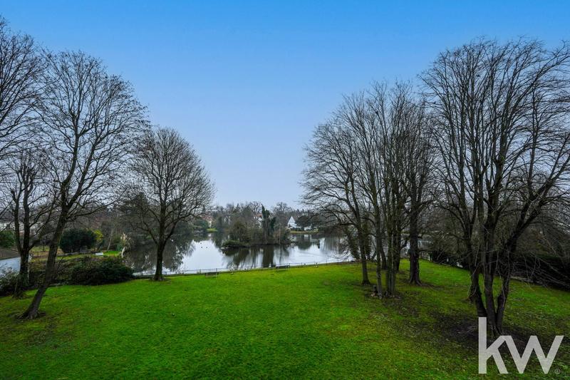 Appartement - 106 m² - 4 pièces