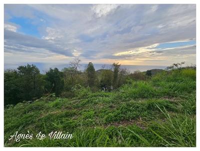 Terrain constructible - 1 059 m²